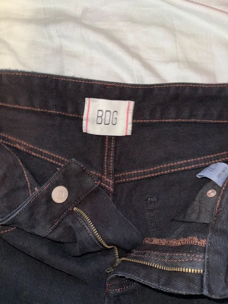 BDG Black Denim Shorts - Image 4