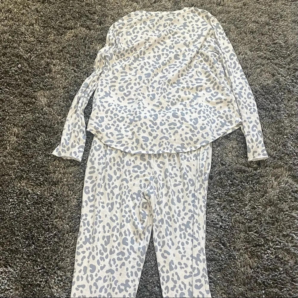 Jackyln Intimates Sleep Set Leopard Print​​​​​​​​​​ White Size XL - Image 4