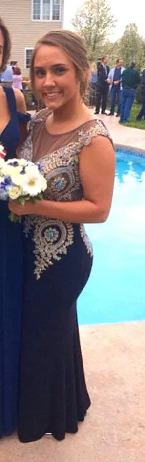 Black prom dress Size 6 - Image 3