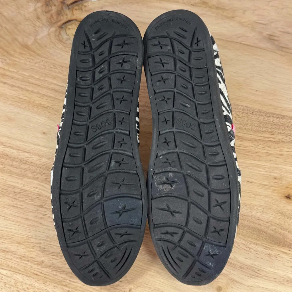 Bobs by Skechers GlitterZebra Print Slip son Shoes Black White 8 Faux Fur Lined - Image 8