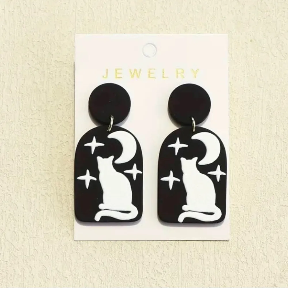 MIDNIGHT CAT Acrylic EARRINGS Black - Image 8