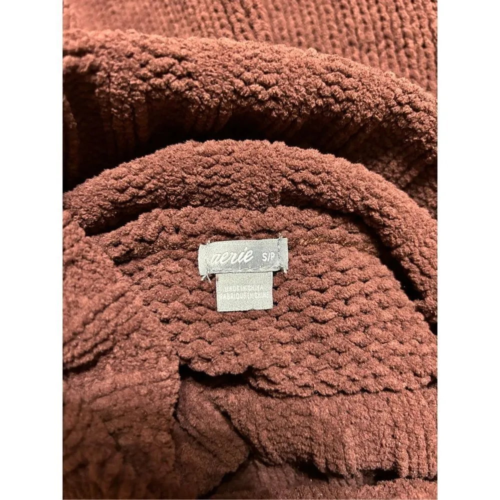 Aerie Women's Burgundy Knit Oversized Turtleneck Sweater Size S/P - Image 5