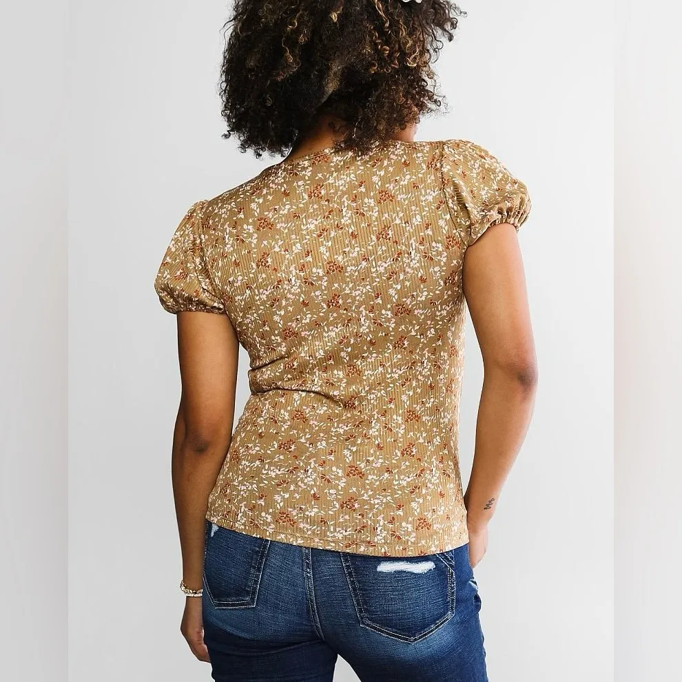 Daytrip Lace Up Puff Sleeve Top, Size L - Image 2