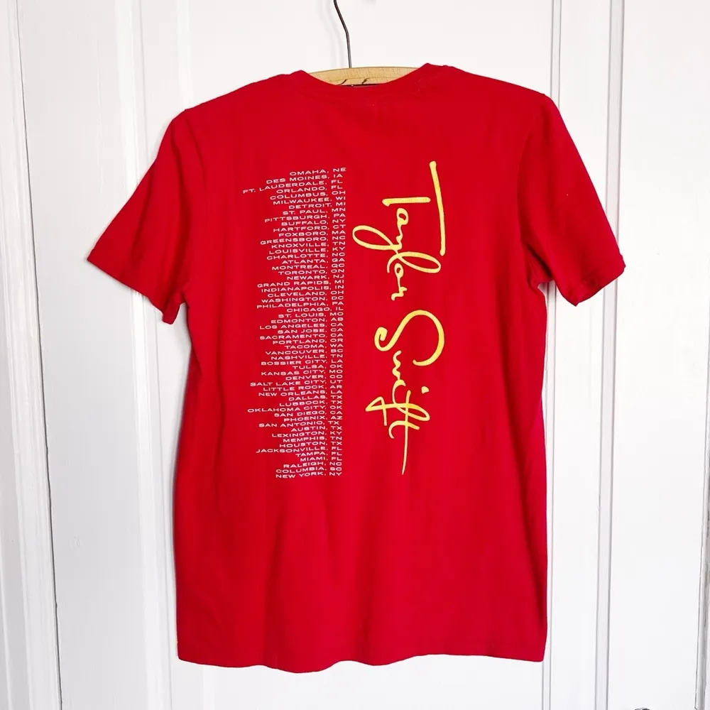 Taylor Swift • Speak Now tour tee 2011 official red concert deluxe album Swiftie - Image 4