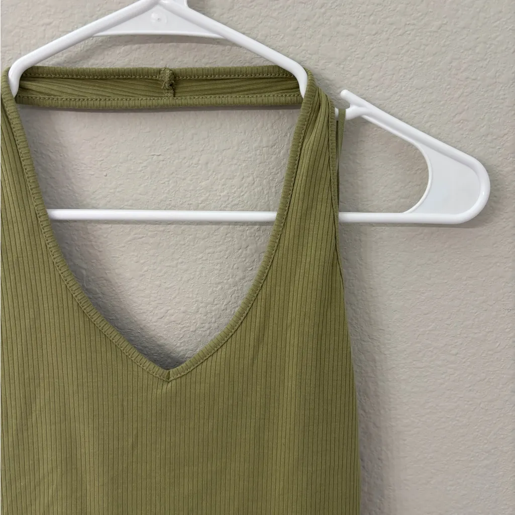 American Eagle Outfitters Green Crop Tank Top - Image 2