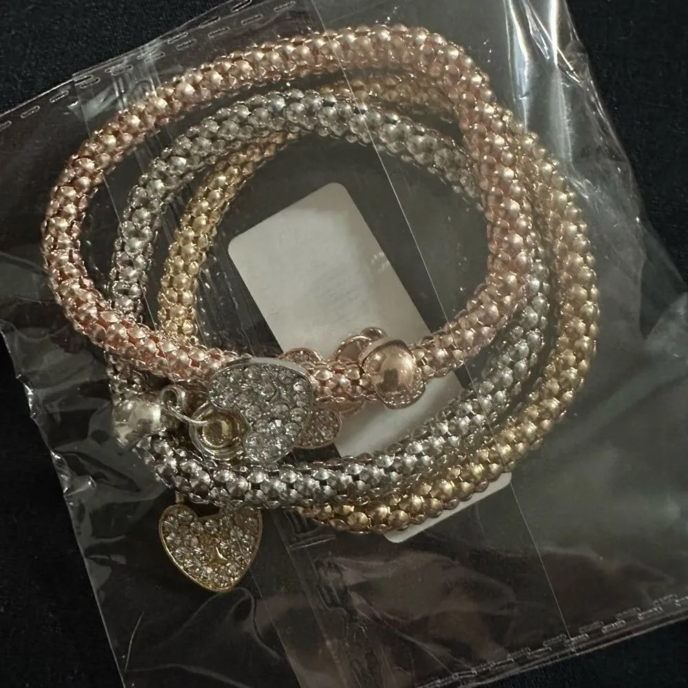 Heart pendant golden beaded bracelet, three color bracelets - Image 4