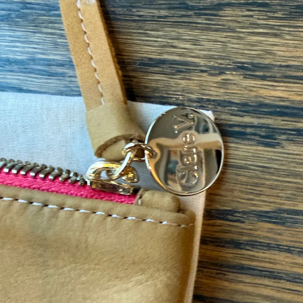 Clare V clutch Tan neon Pink Leather nwot - Image 5