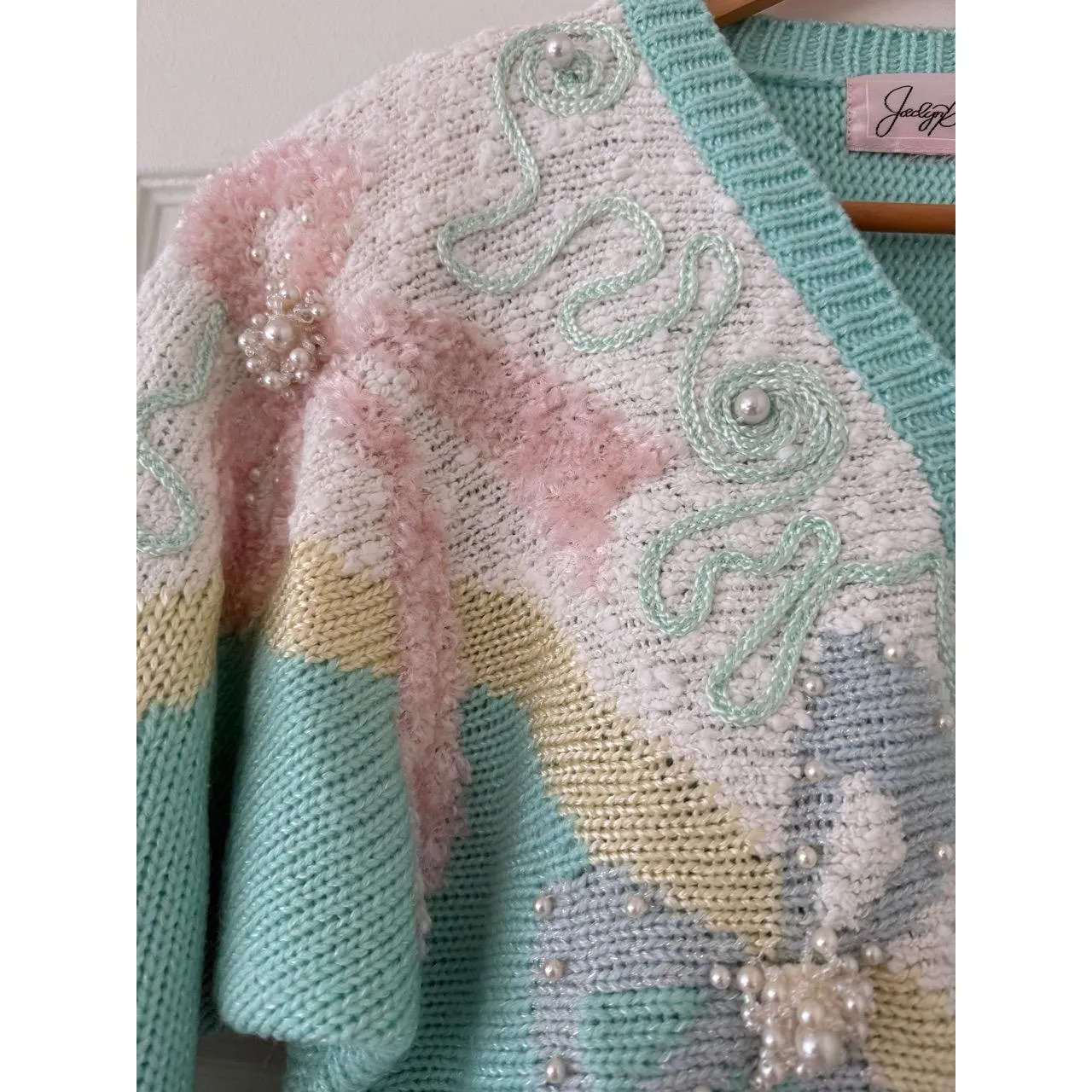 Gorgeous Vintage 80s Jaclyn Smith Pastel Bow Sweater Size Medium - Image 6