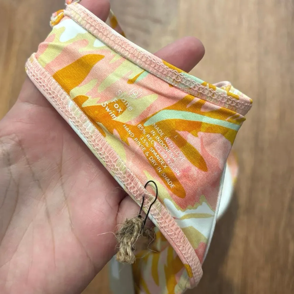 NWT Stone Fox Swim Conch Bikini Top - Hot Tropix Print Size Large - Image 6