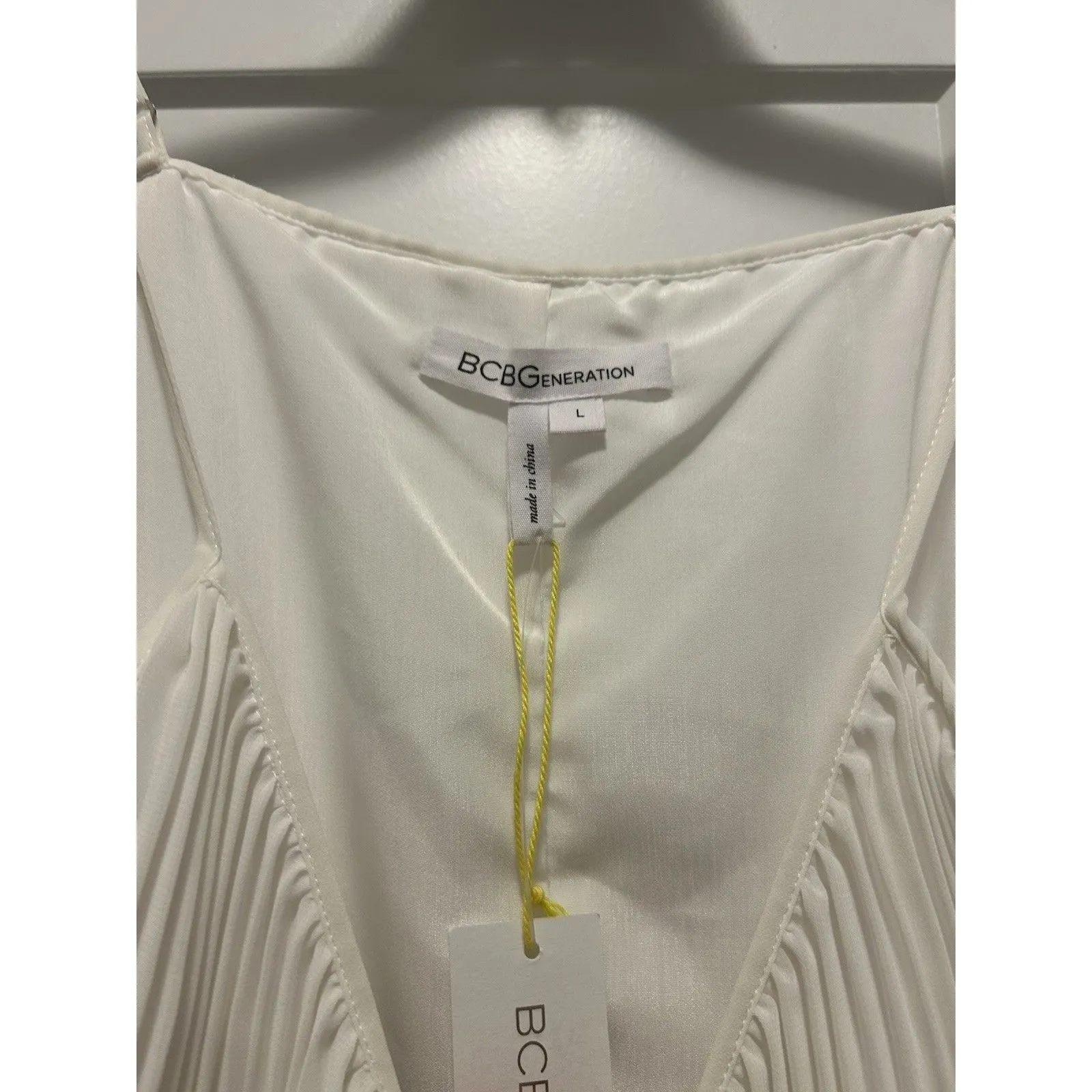 New BCBGENERATION White Pleated Layer Chiffon Mini Dress Size Large Bride Beach - Image 6