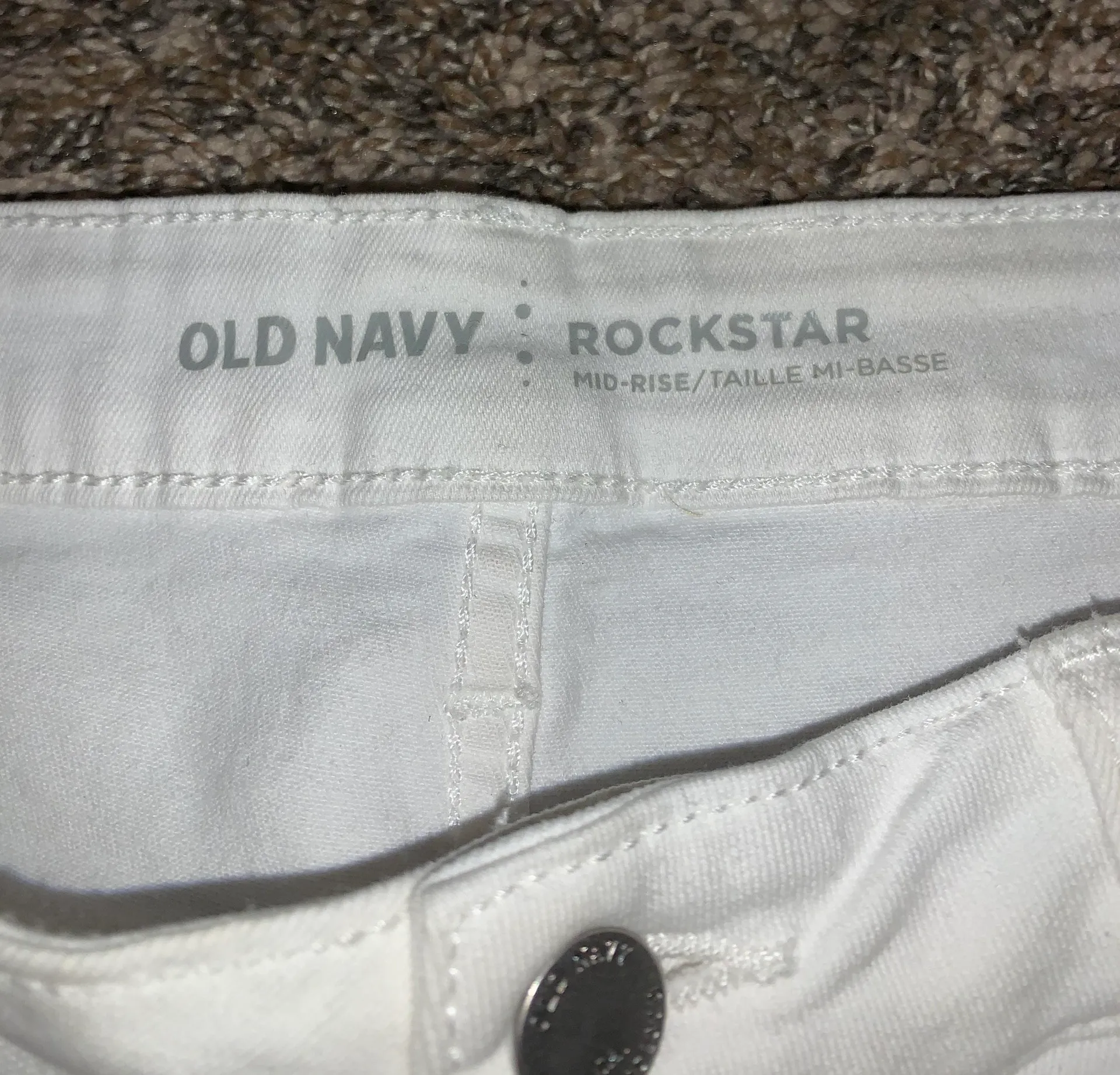 Old Navy White Pants - Image 2