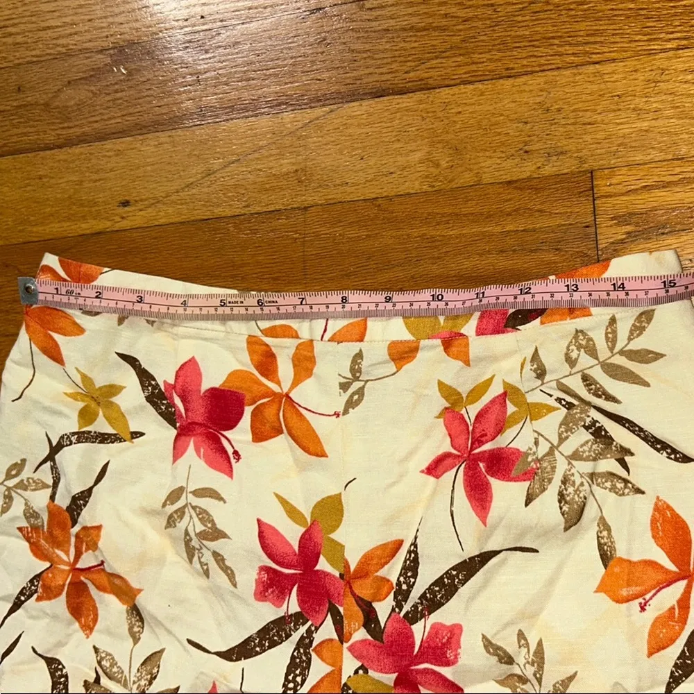 Alexandra Bartlett Floral Trousers with Pink and Orange Accents Size 10 - Image 9