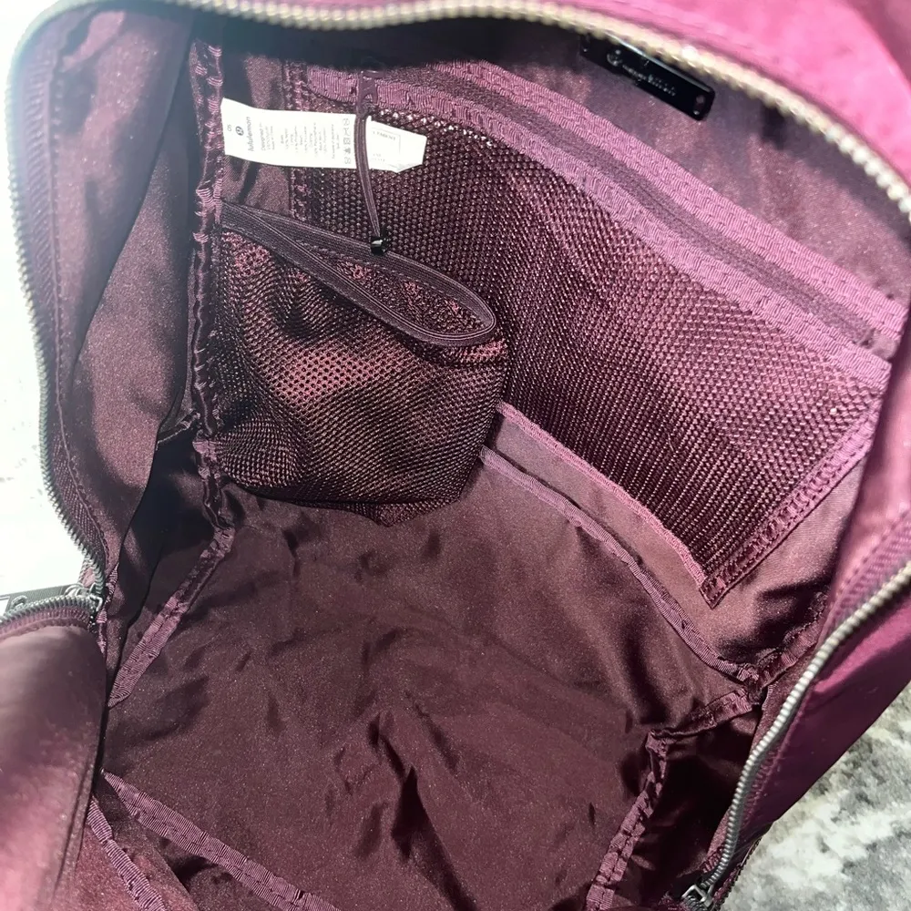 City Adventurer Backpack - Image 8