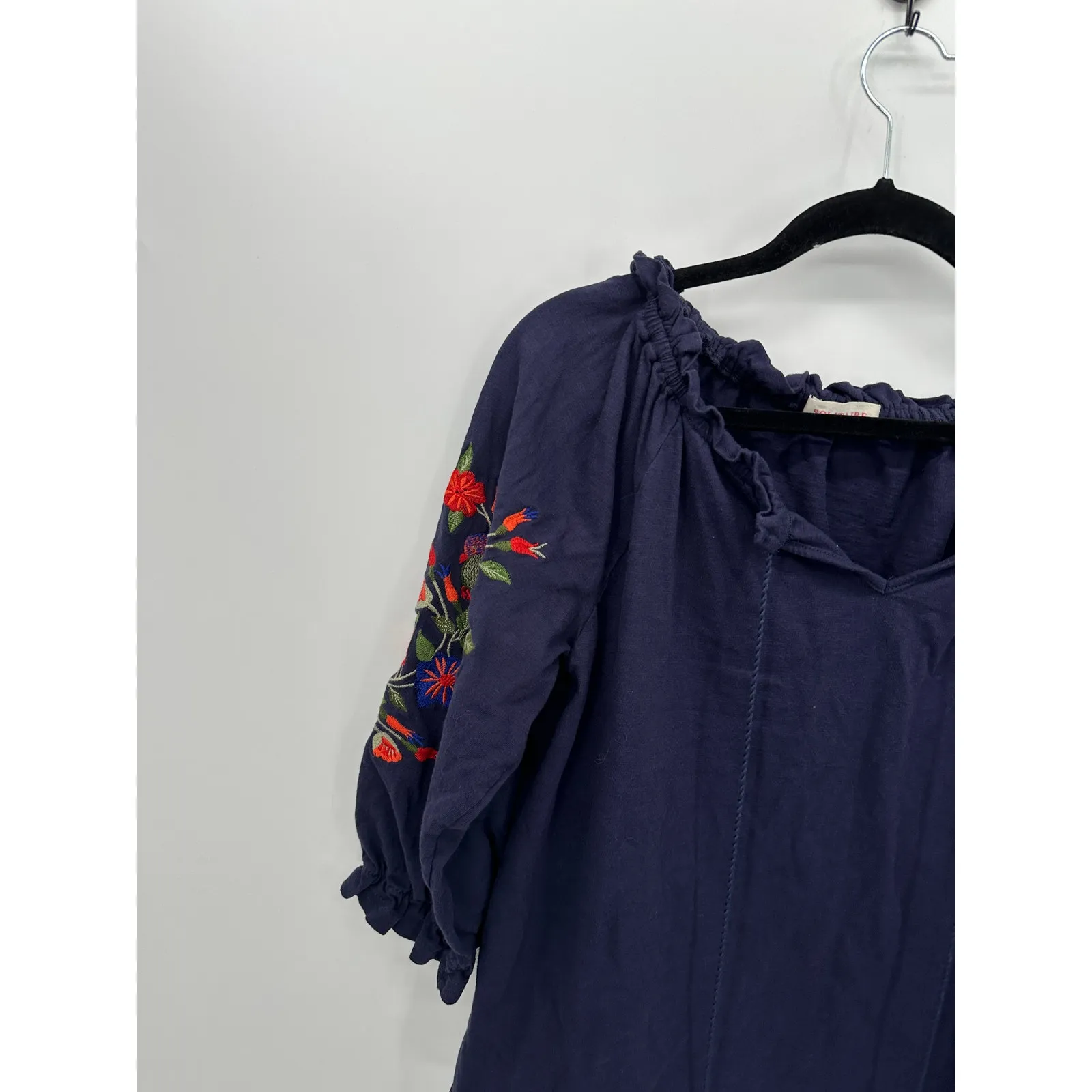 Solitaire Womens Blue Floral Top Size L Embroidered Boxy Boho Tassels - Image 4