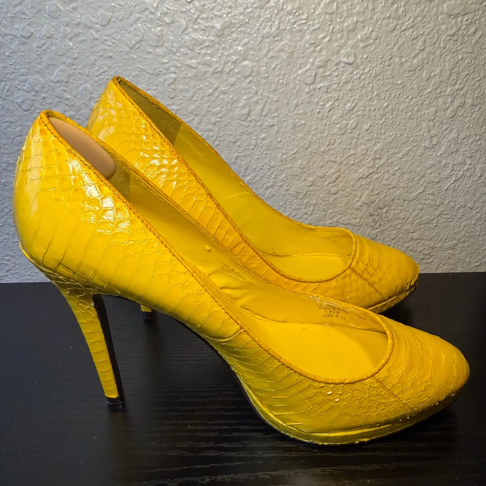 Lauren Ralph Lauren Yellow Snakeskin Leather Stiletto Heel Kailee Pumps‎ 8.5 B - Image 7