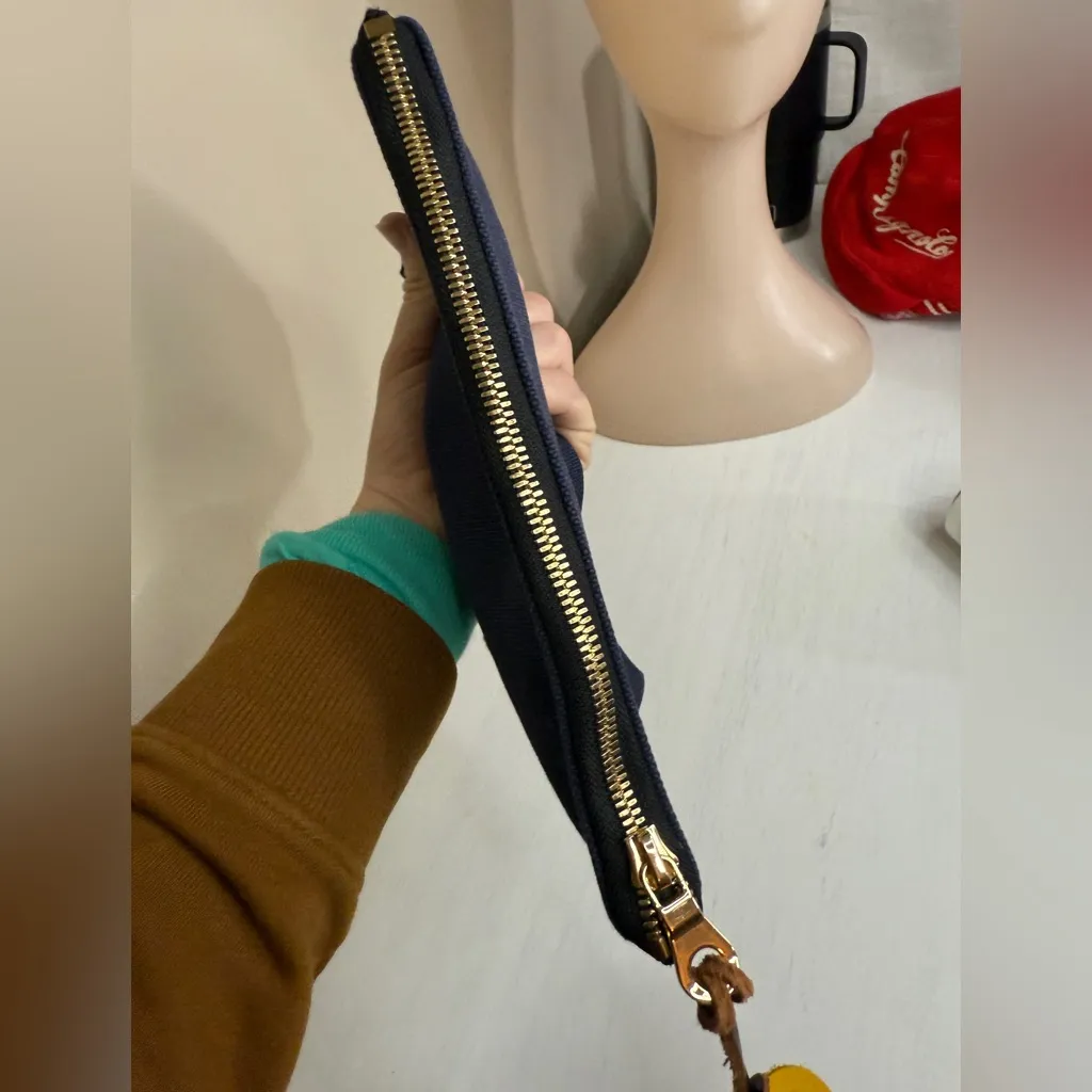 R. Riveter Lucy Canvas Zipper Pouch Navy Blue - Image 5