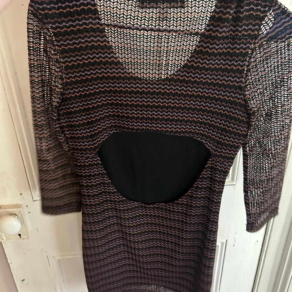 ☀️3/$25 LOVERS + FRIENDS Sway chevron cut out dress small - Image 5