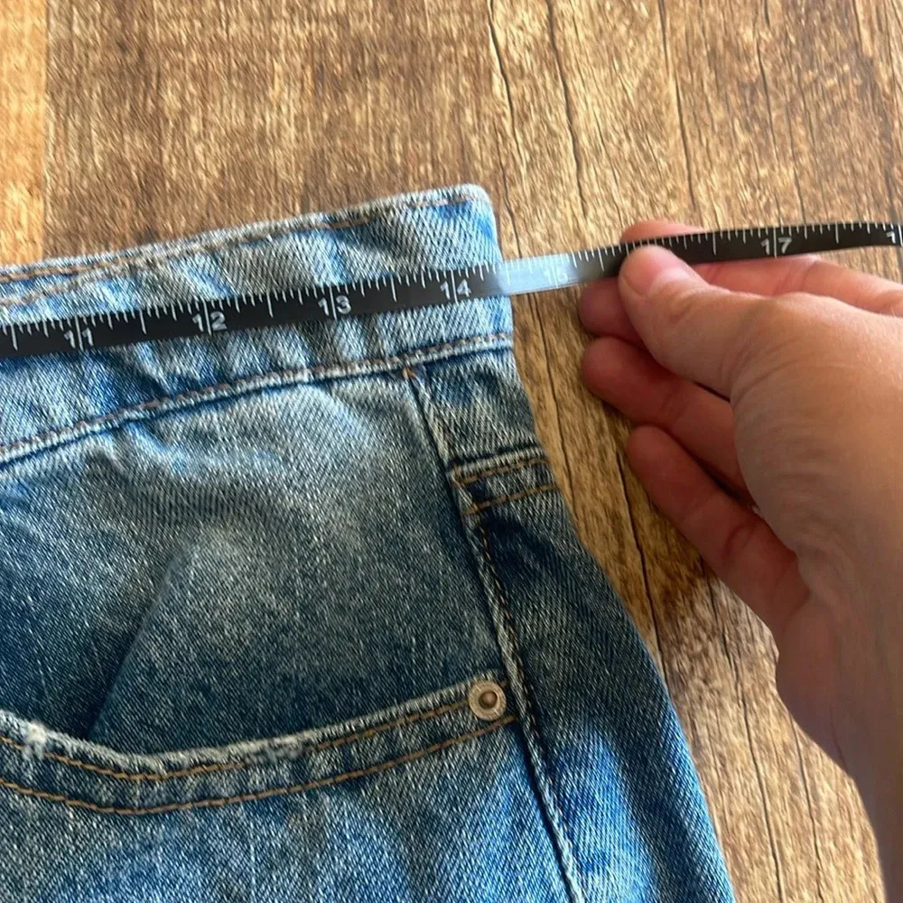 Vanilla Star NWT Distressed high rise straight leg relaxed fit dad Jean - Image 8