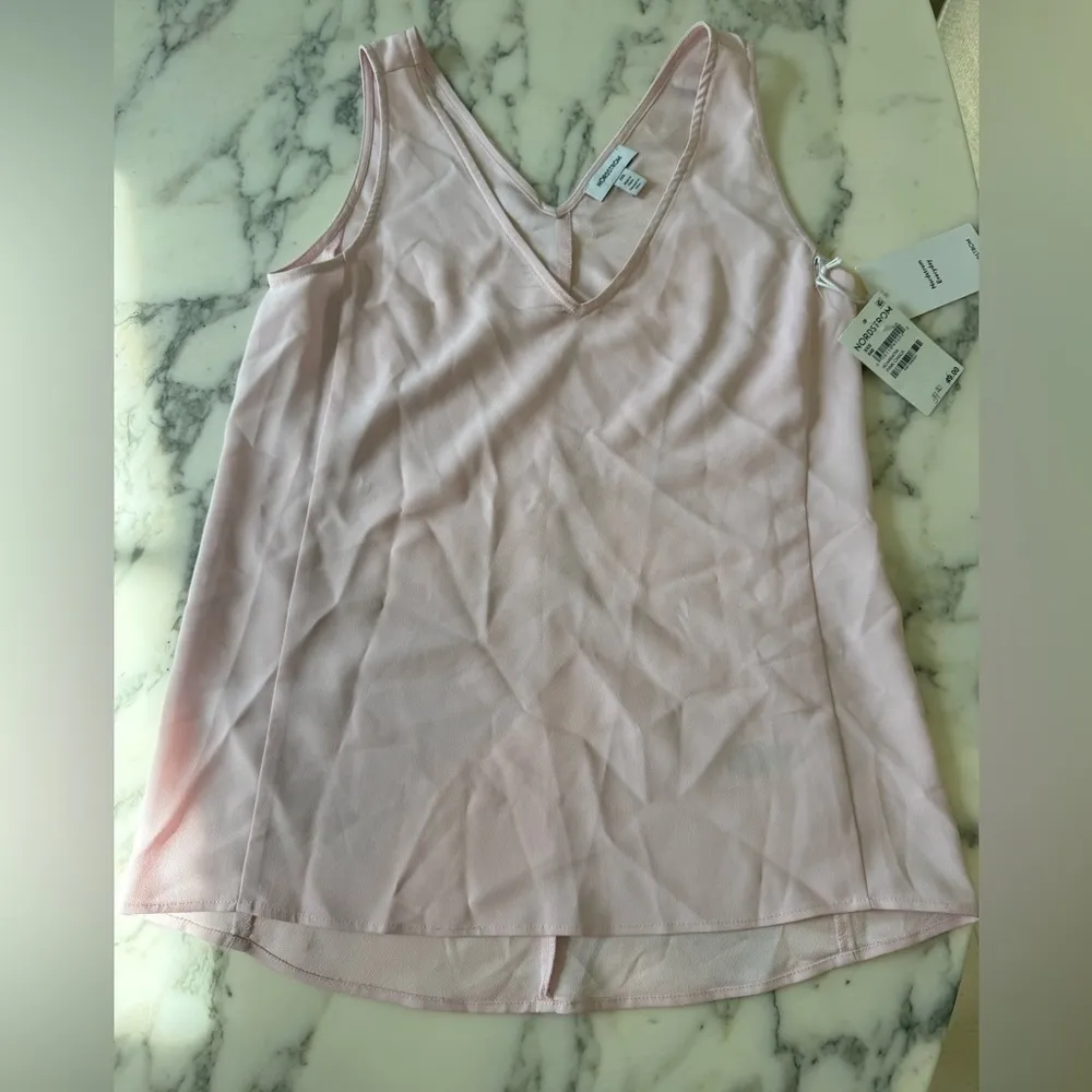 NWT Nordstrom v-neck camisole pale pink medium everyday chalk pink - Image 6