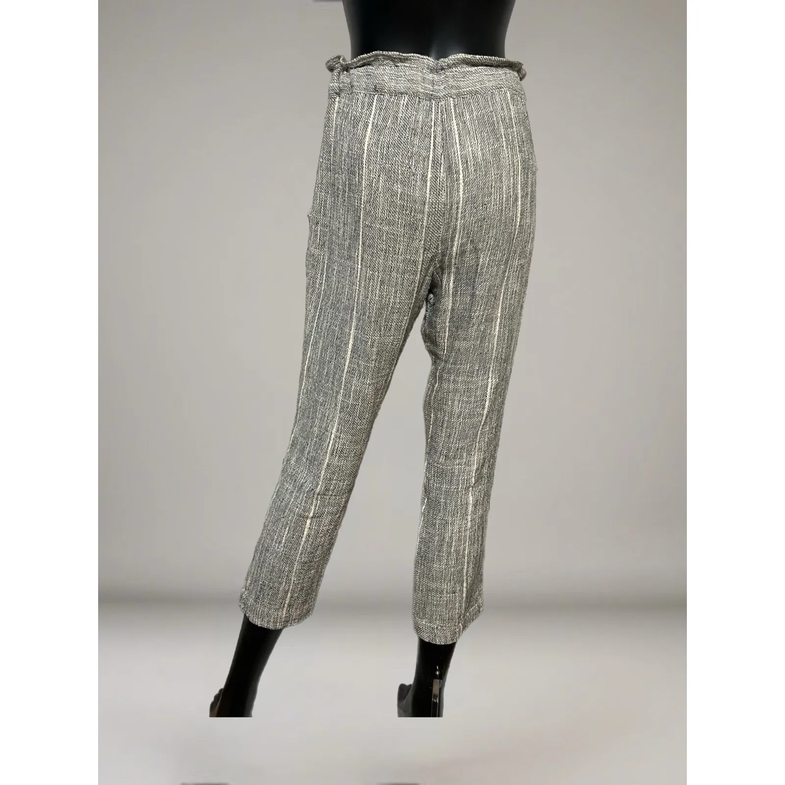 Free People Cotton Blend Light Weight Gray‎ Striped Cropped Pants Size 0 - Image 4