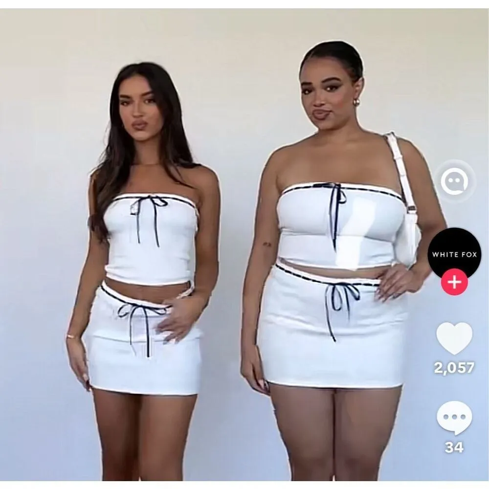 NWT White Fox Some You Win White Mini Skirt Size Medium - Image 2