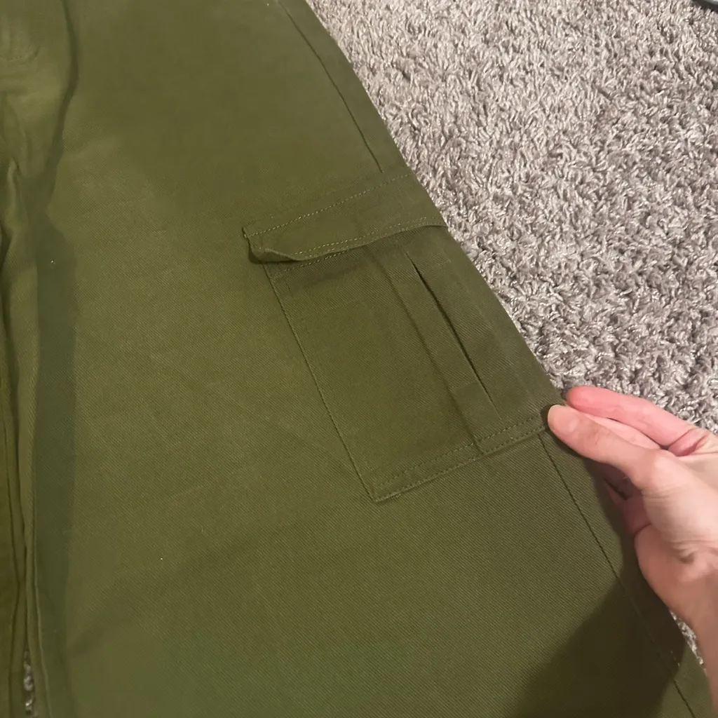 Timing Olive Green Cargo Trousers - Image 4