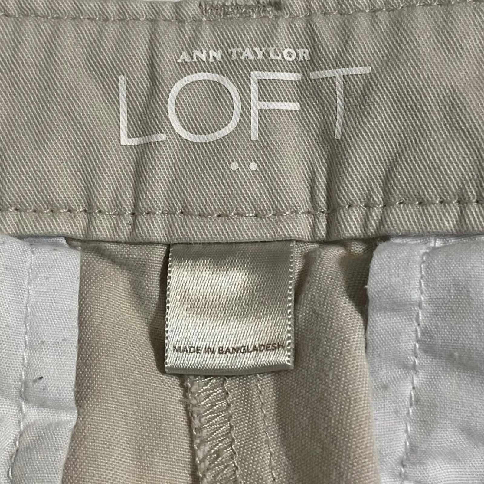 Ann Taylor Loft Shorts Women's 8 Petite Chino Bermuda Shorts Khaki Casual - Image 4