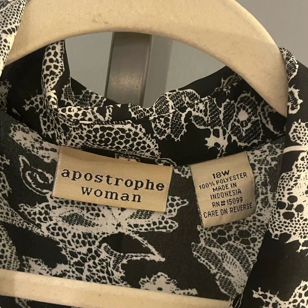 Apostrophe Woman black white floral lace print blouse top shirt 18W - Image 2