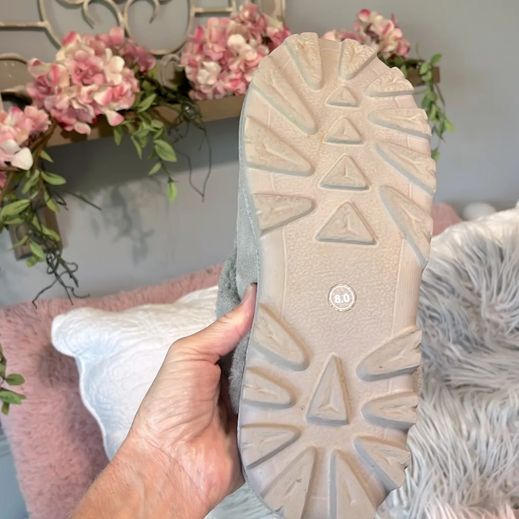 Suede Sheepskin Slipper Indoor Outdoor Sole New Womens 8 Gray - Image 8