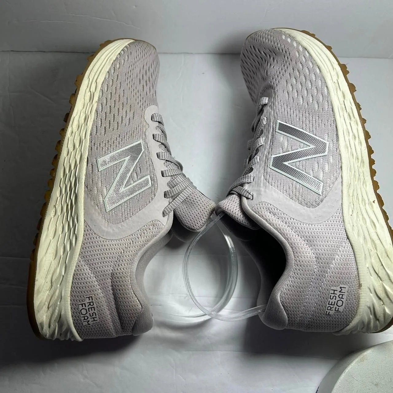 New balance fresh foam arishi athletic shoes 7.5 light pink - Image 5