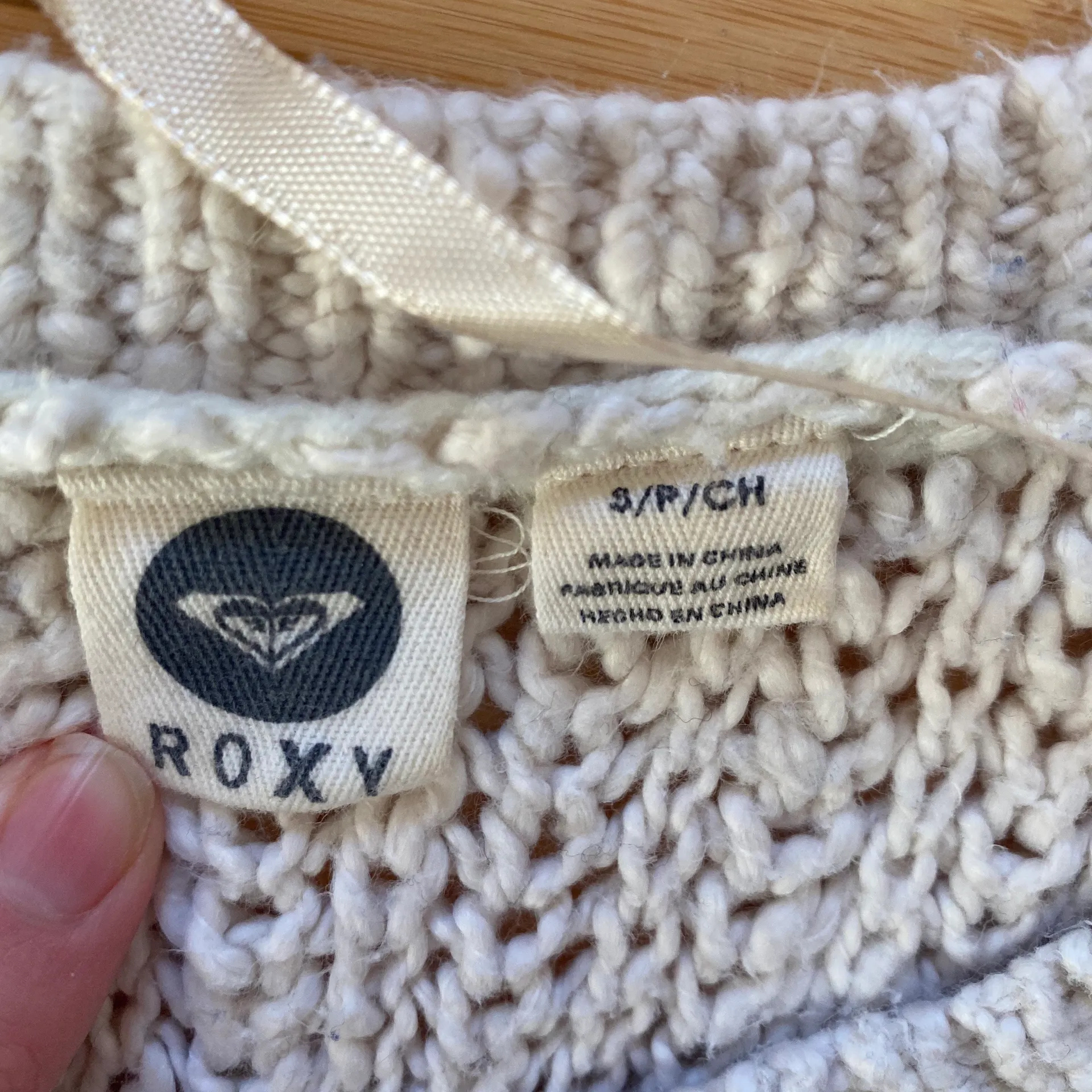 White Sweater - Image 4