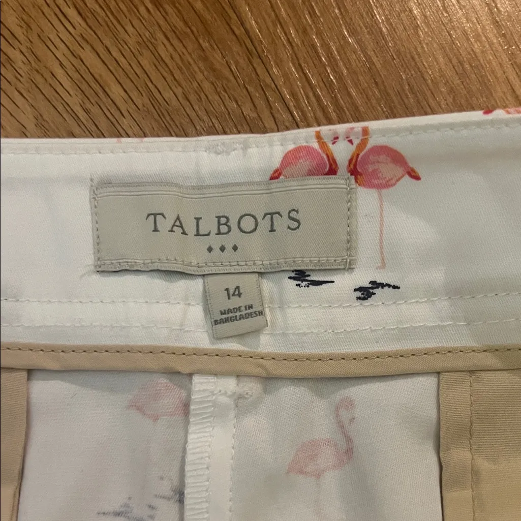 Talbots Cream Flamingo Print Shorts Bermuda new size 14 - Image 2