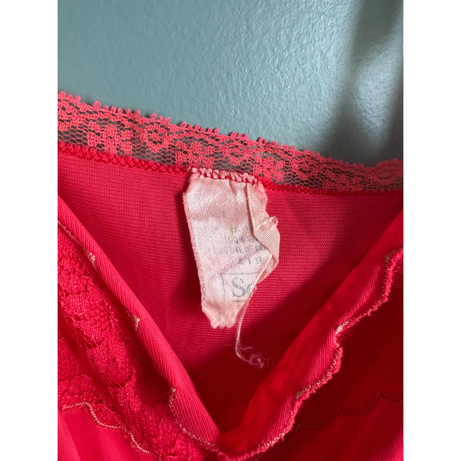 Vintage Women's Dark Pink Sleeveless Nightgown Slip - Image 3