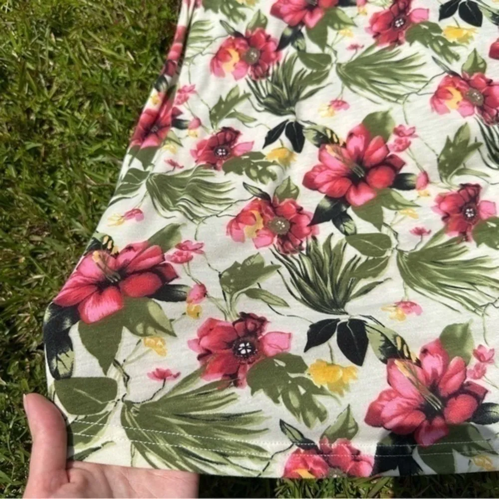 Women’s a - Image 4