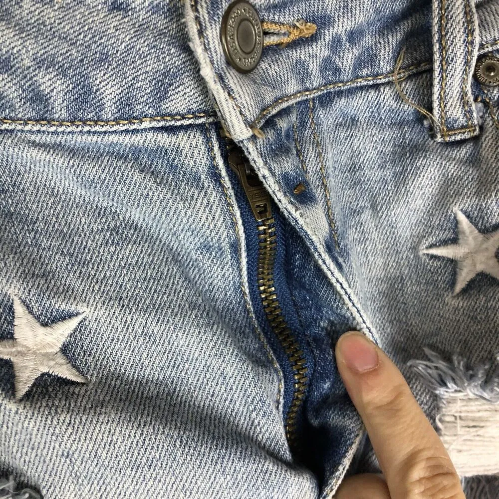 EUNINA Denim Cut Off Distressed Raw Hem Embroidered Stars Shorts Small - Image 4