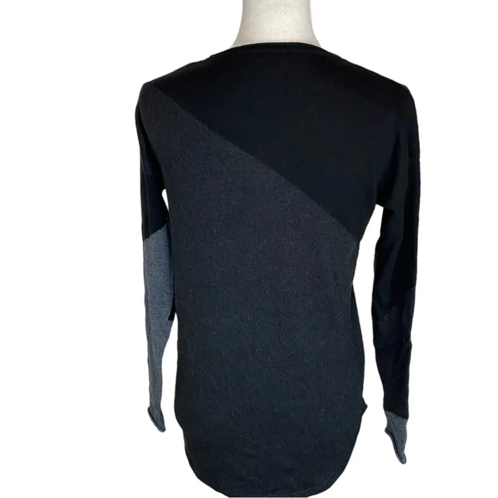 Smartwool Women's Shadow Pine Colorblock Sweater Charcoal Heather XS - Image 7
