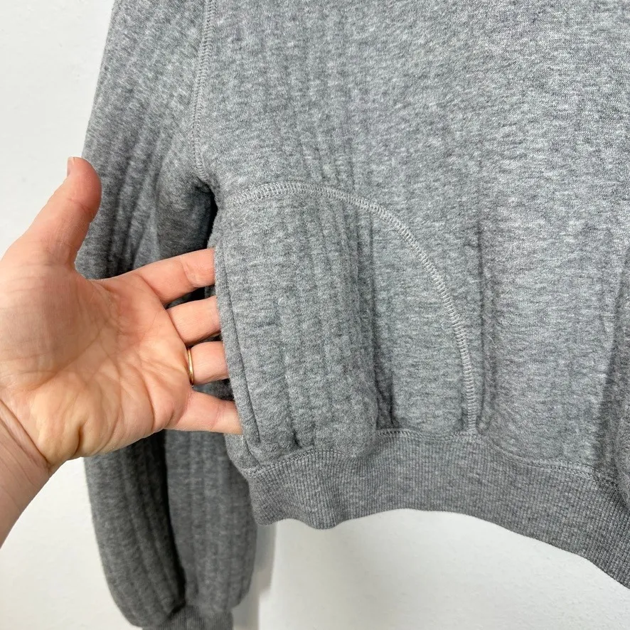 Aerie OFFLINE Quilted Cropped Hoodie Gray Thumbhole Long Sleeve Size Small - Image 6