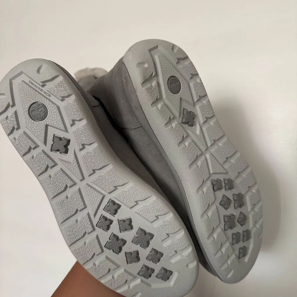 Timberland Holly Berry Grey Pull On Boots - Image 6