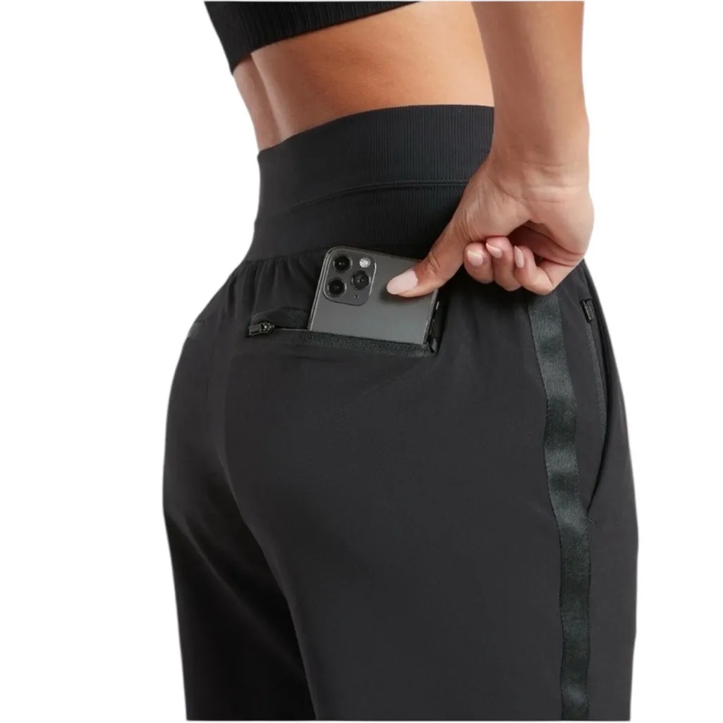 Athleta Nolita Slim Tapered Crop Pant
Size: 16/Tall - Image 3