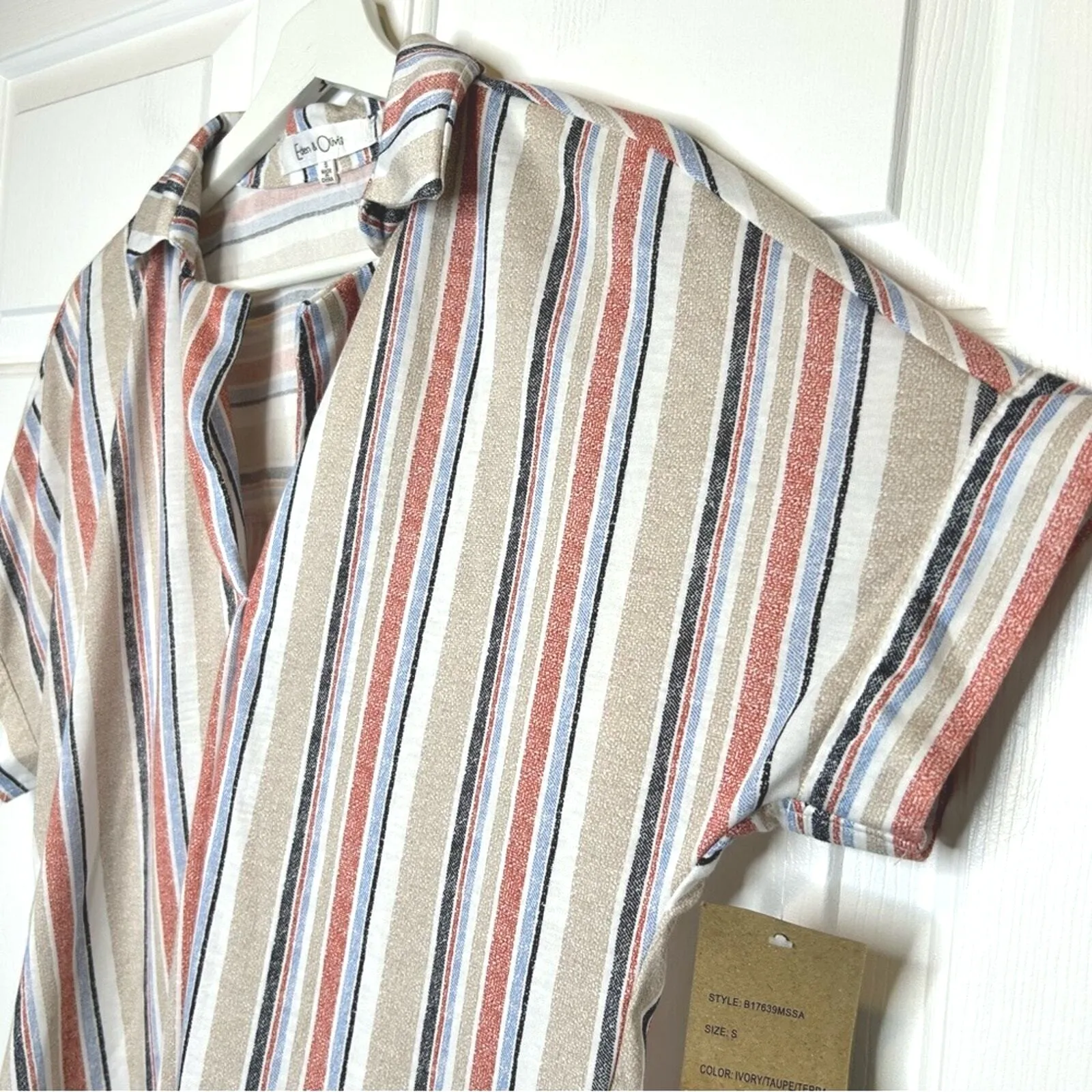 Eileen & Olivia Striped Short Sleeve Top, Button Back Detail, Collared Shirt S - Image 3