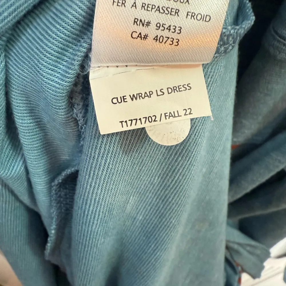 Toad & Co Cue Long-Sleeve Blue Floral Wrap Dress Glacier Spray Print W1089 Sz L - Image 8