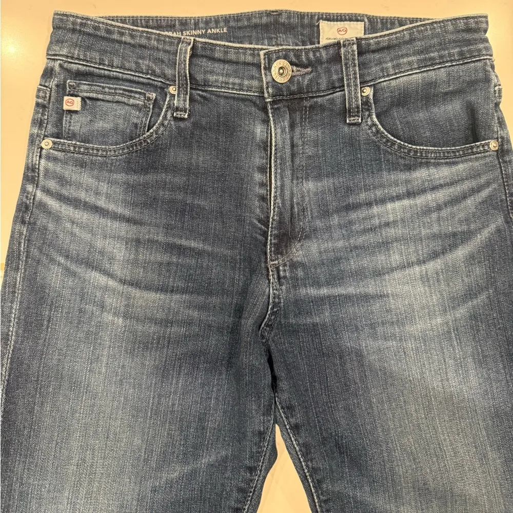 AG Adriano Goldschmied Farrah High Rise Skinny Ankle Jeans 26 Sirius Raw Hem - Image 4