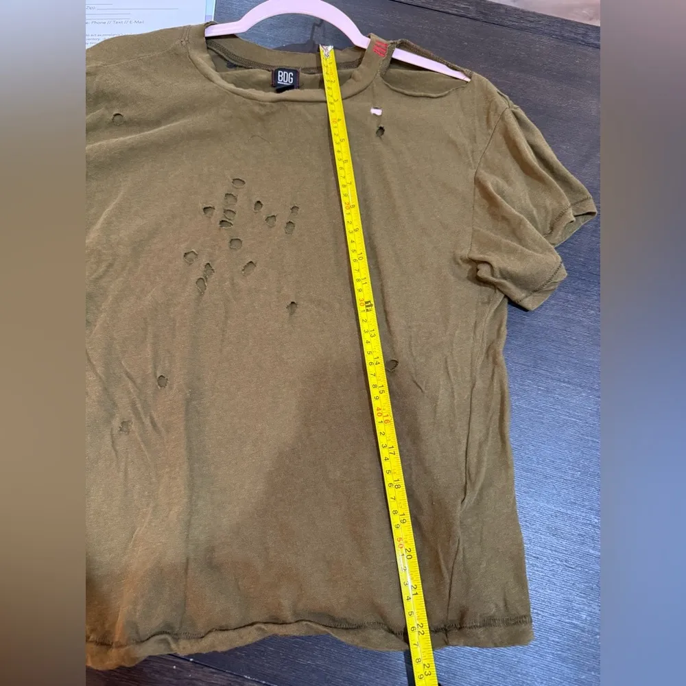 BDG TSHIRT. GREEN. Size small. Green - Image 5