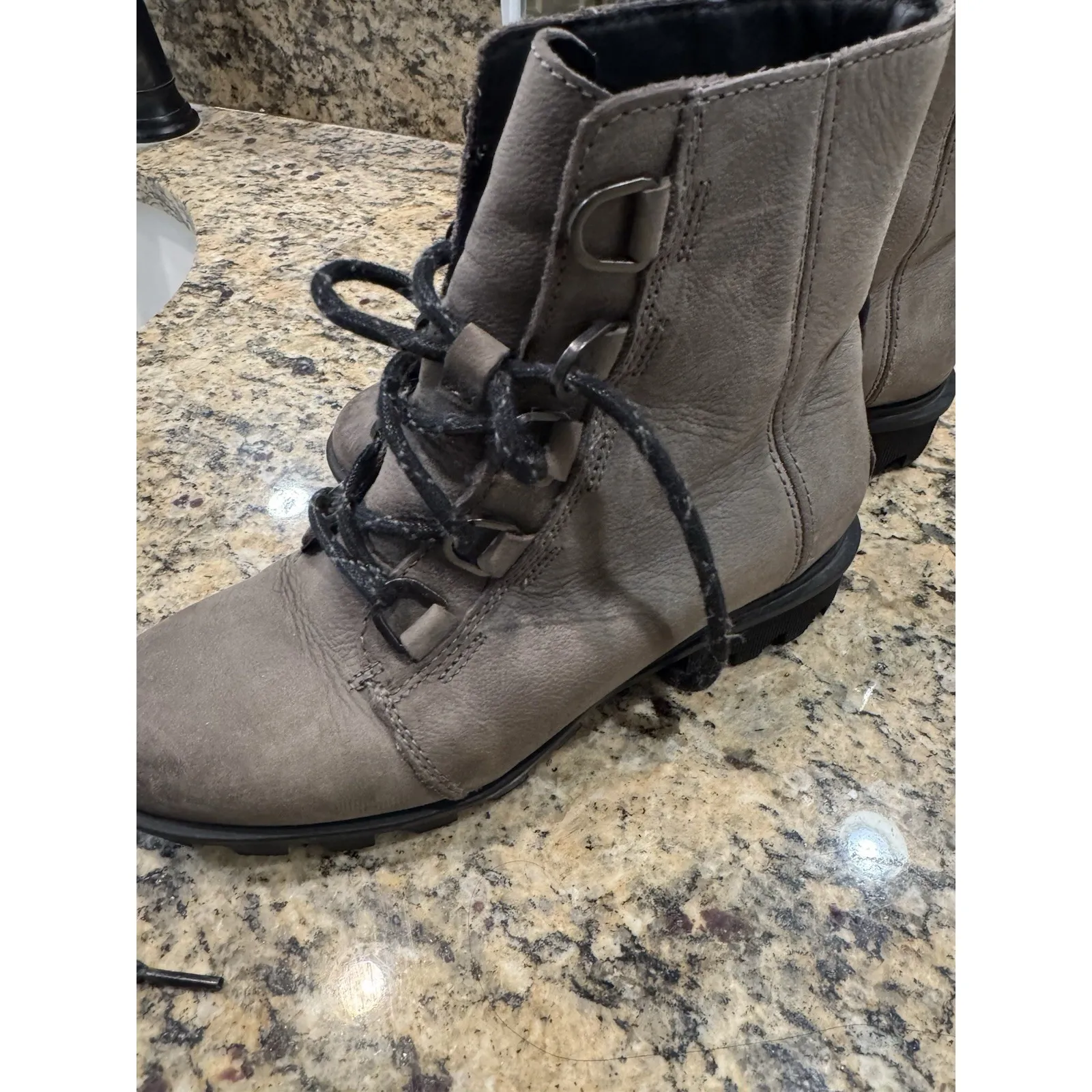 Sorel Women's Phoenix Short Lace Leather Quarry Waterproof Combat Boots Size 6.5 - Image 7