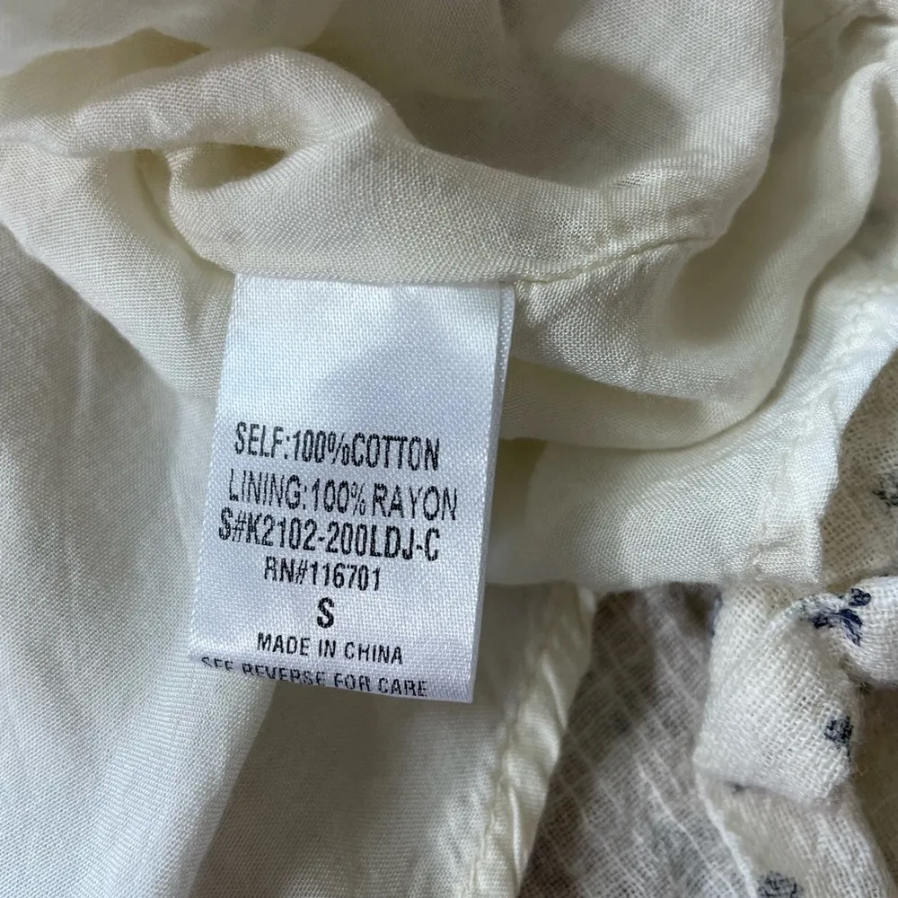 Karlie Floral Gauze Tiered Ditsy Floral Cottage Square Neck Midi Dress - Small - Image 17