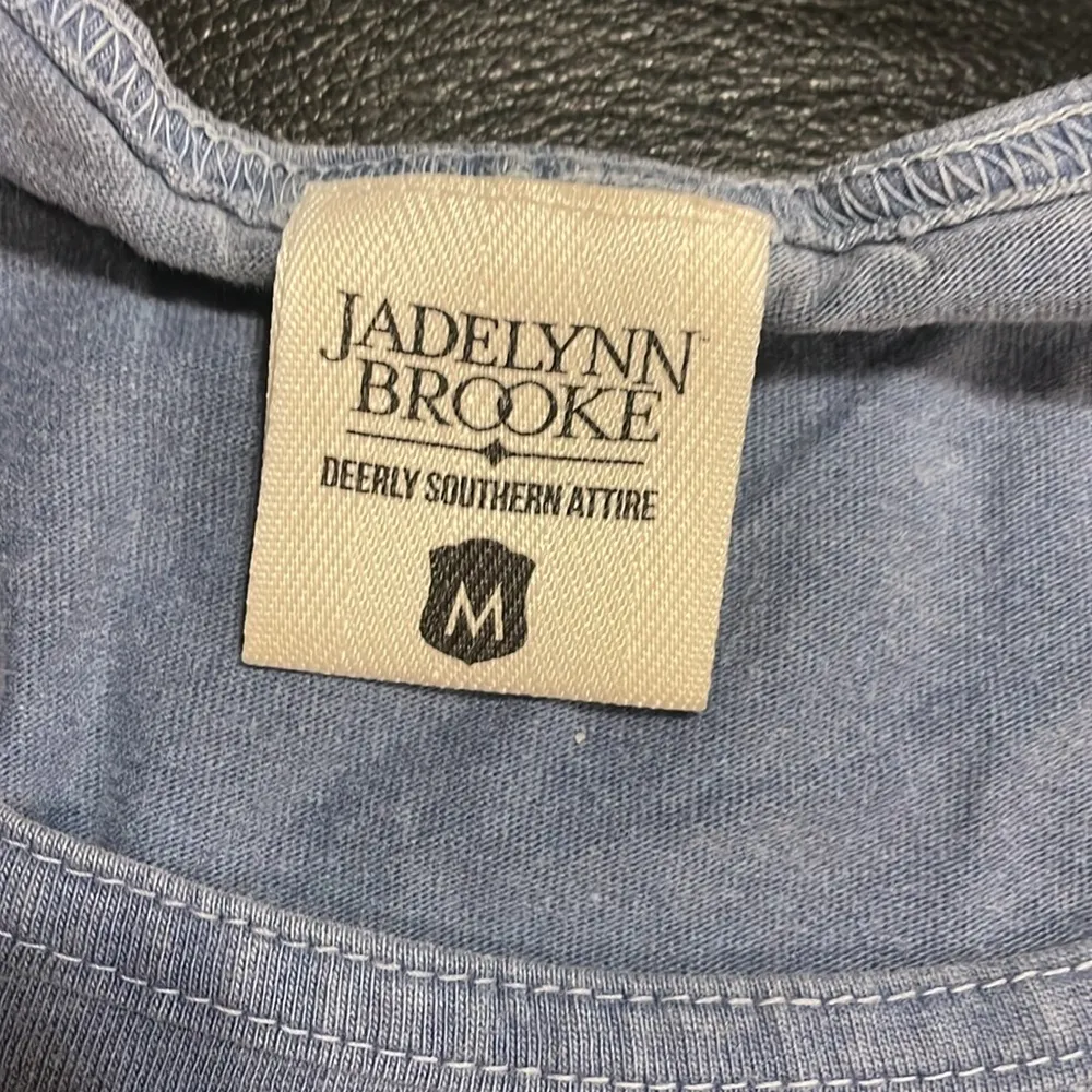 Jadelynn Brooke deerly southern attire size M tank - Image 3