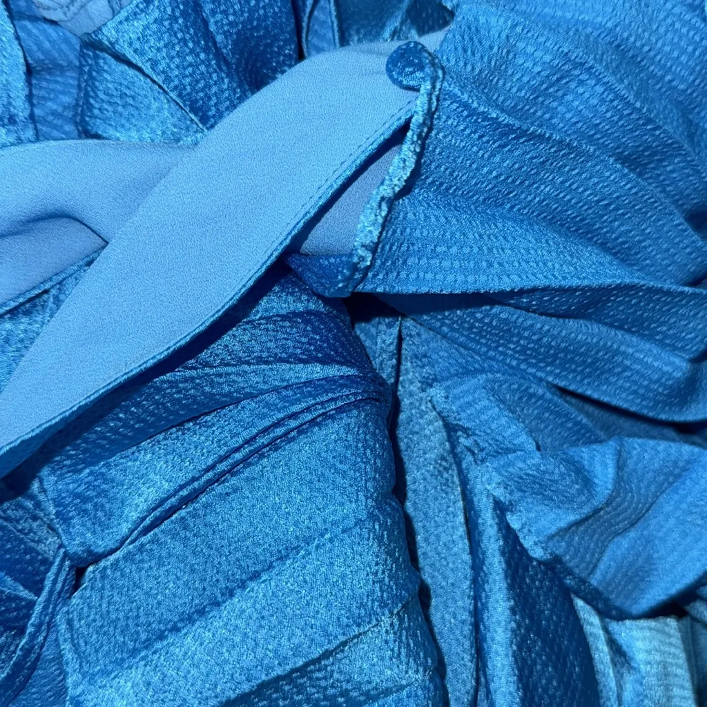 ML Monique Lhuillier Liv Satin Midi pleated Dress cyan blue size 6 - Image 2