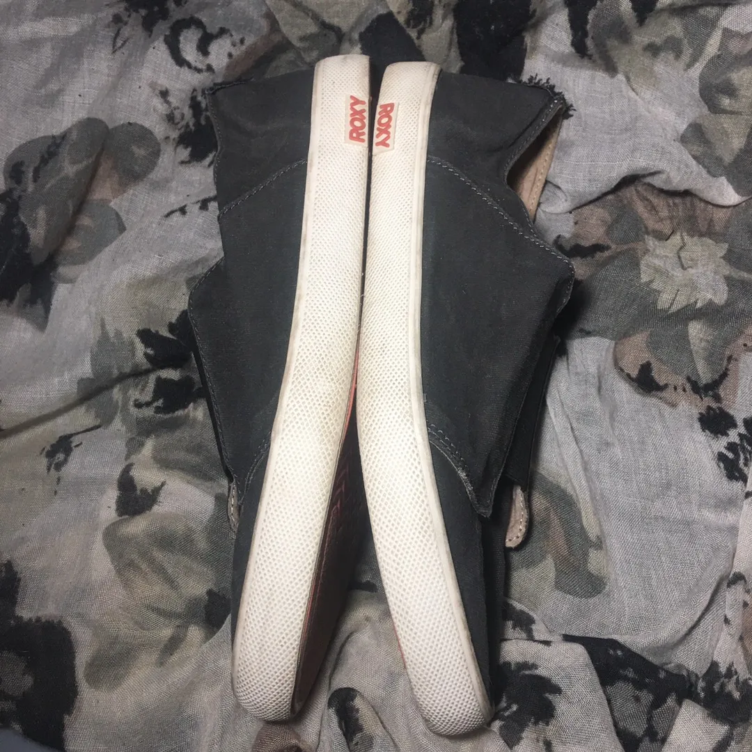 Roxy Sneakers - Image 8