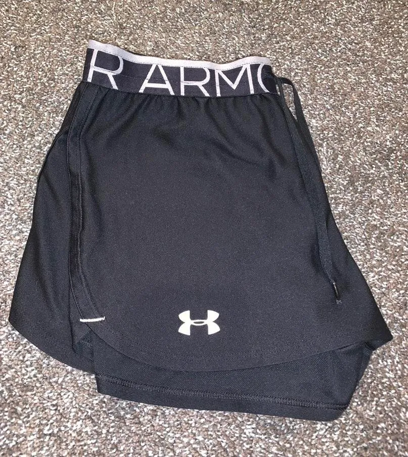 Under Armour Black Shorts - Image 3