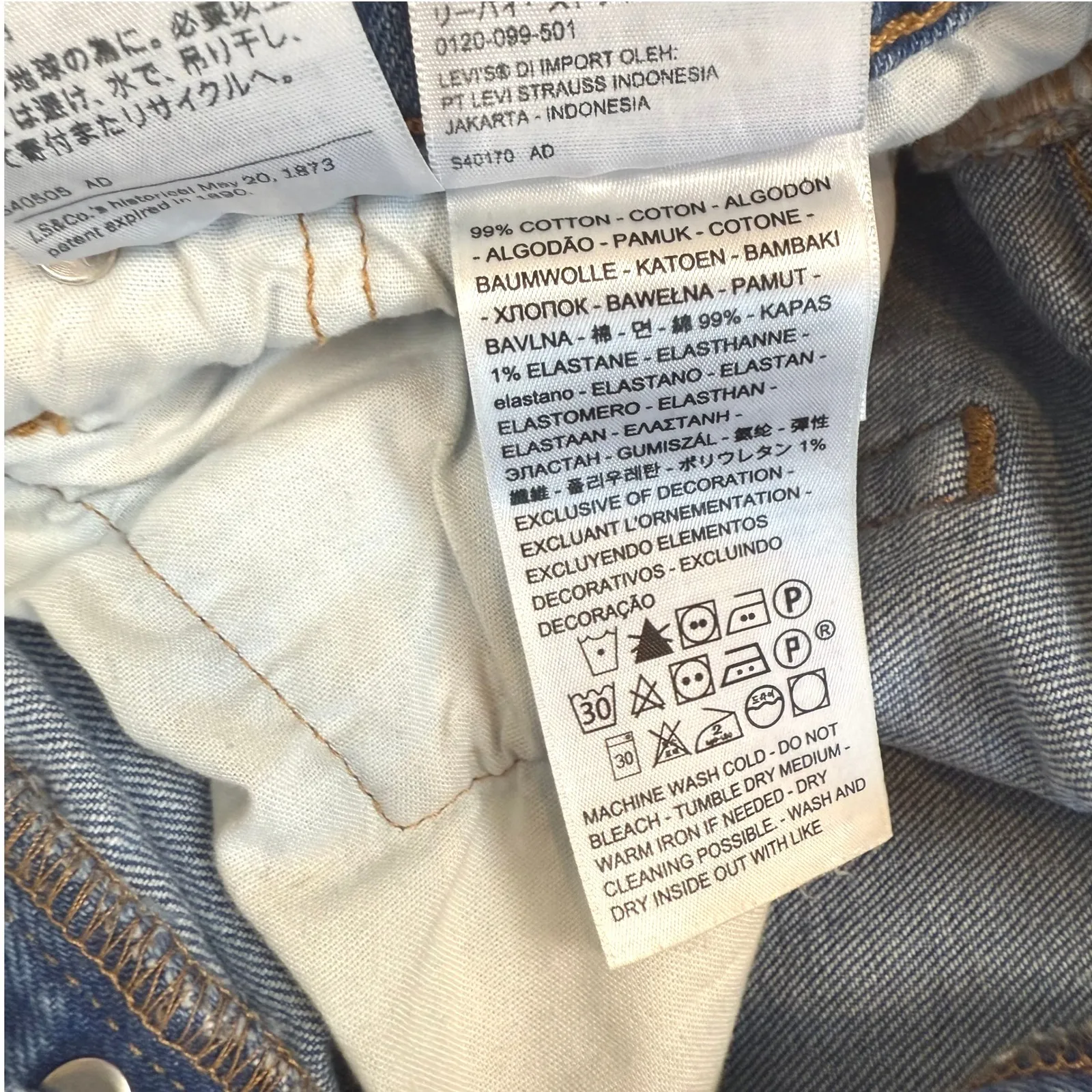 Levi's 501 Denim Shorts Women's Size 34 Blue Jean Cut Off Frayed Hem‎ Casual - Image 8